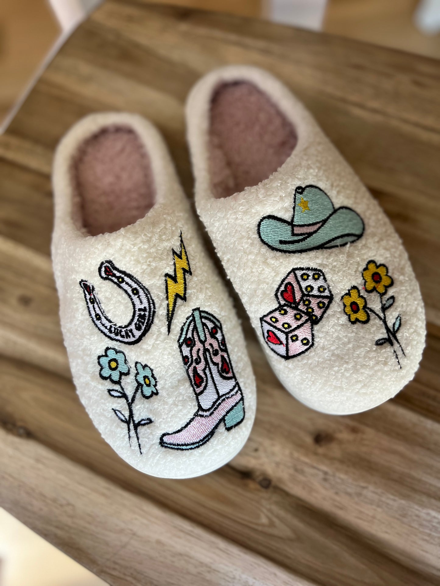 Howdy Slipper