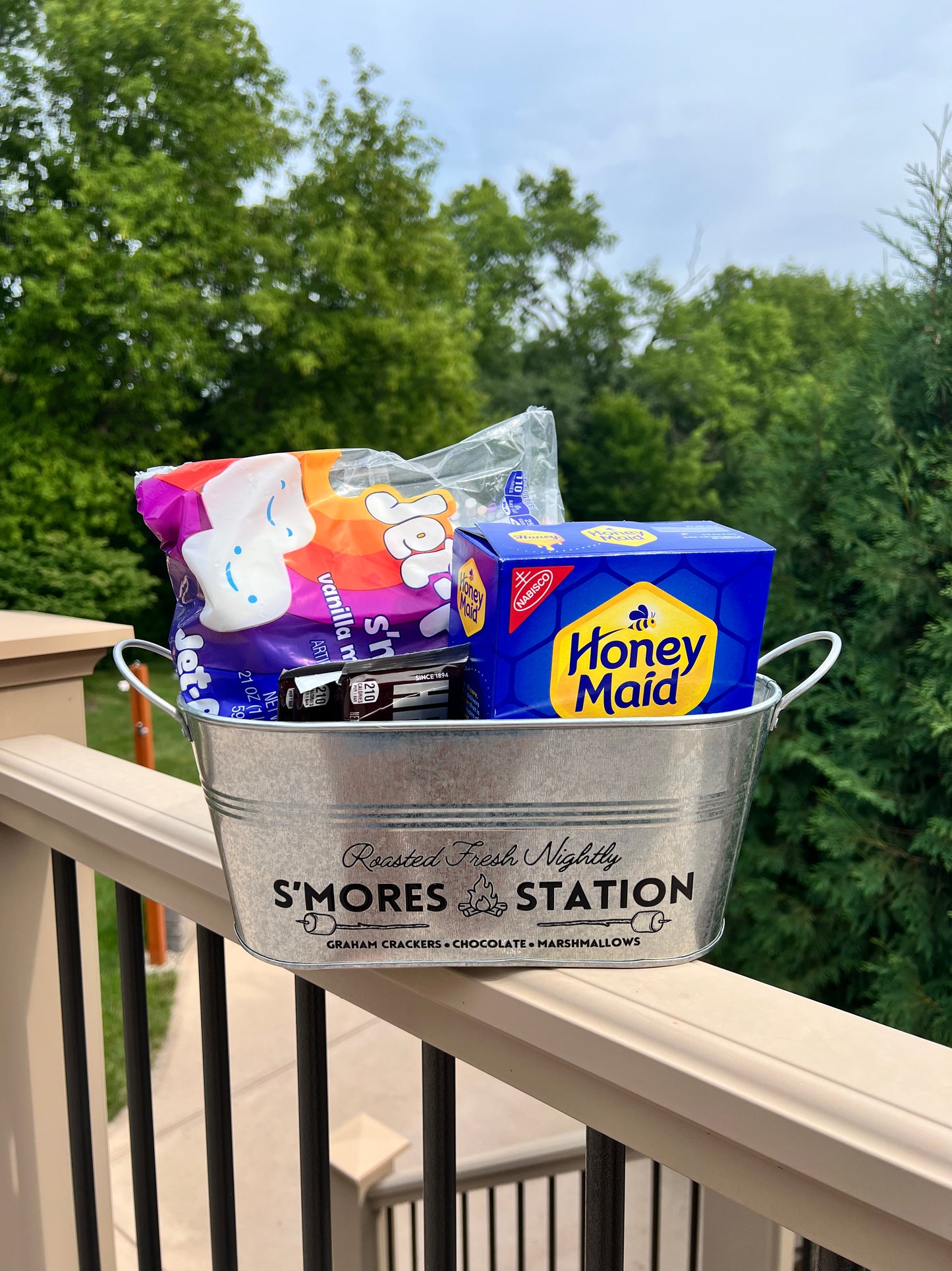 S’mores Bucket