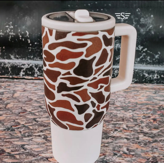 Camo tumbler 20oz